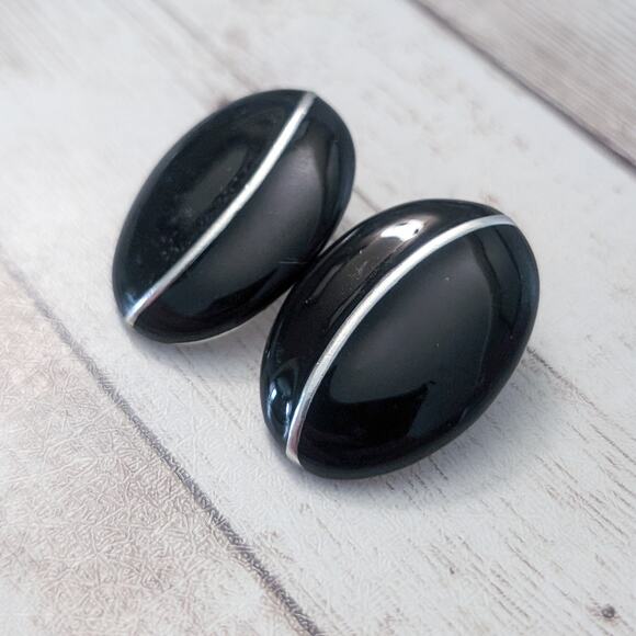 Vintage Stud Earrings For Pierced Ears Black & Silver Tone Statement Oval Retro - Picture 6 of 9
